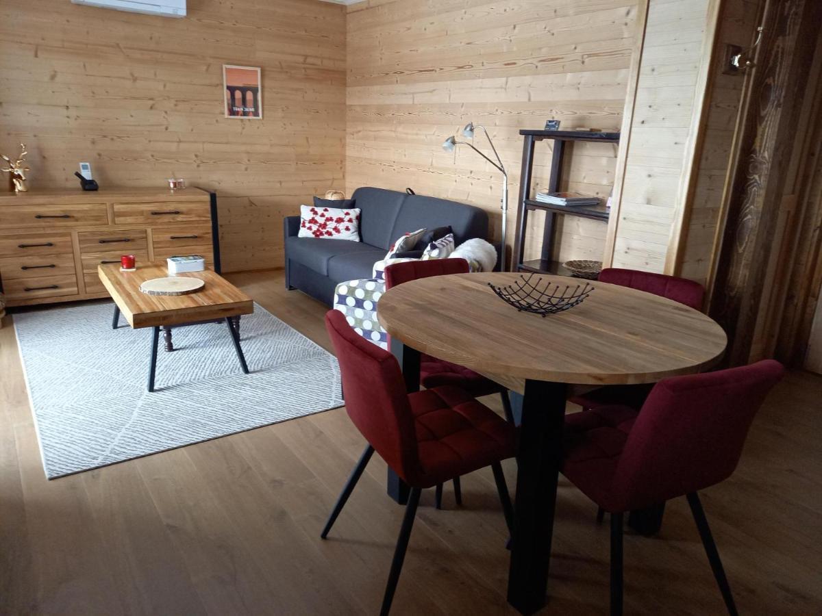 Eco-Logis Des Cabris Lägenhet Font-Romeu-Odeillo-Via Exteriör bild